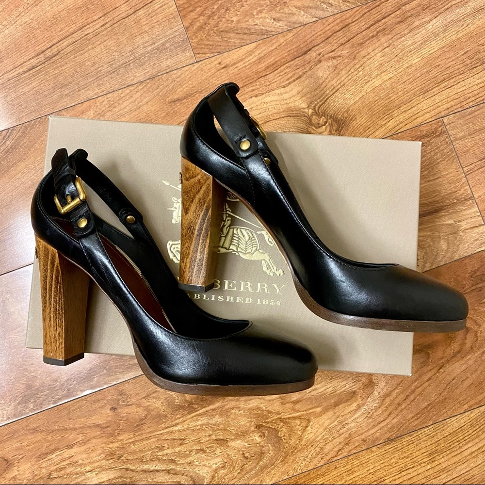 Original Burberry size 37.5 EUR wooden heel shoes